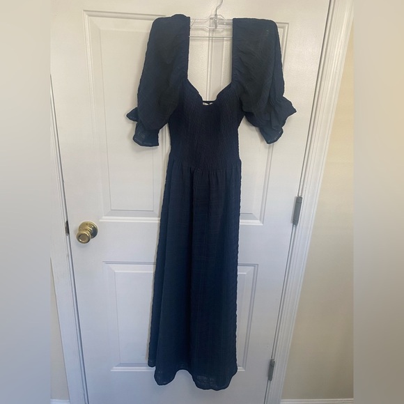 Altar'd State Dresses & Skirts - Women’s Altar’d State Checked Navy Blue Nap Dress With Puff Sleeves Size Large